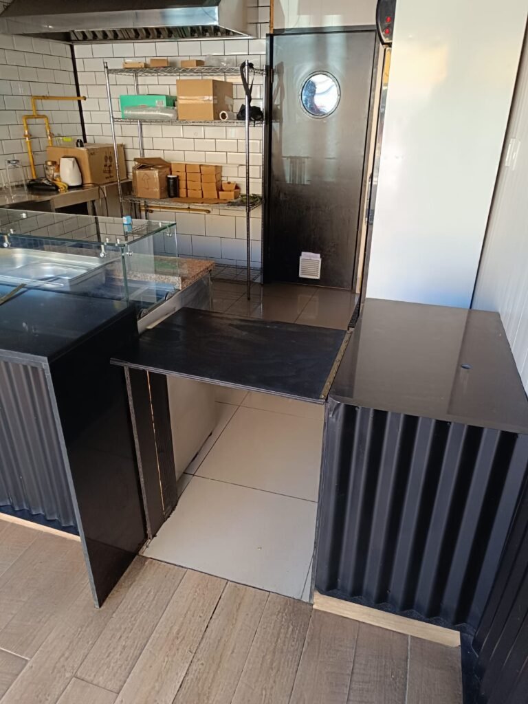 e1843a9f-793d-4749-81fb-74e4fbc46d68